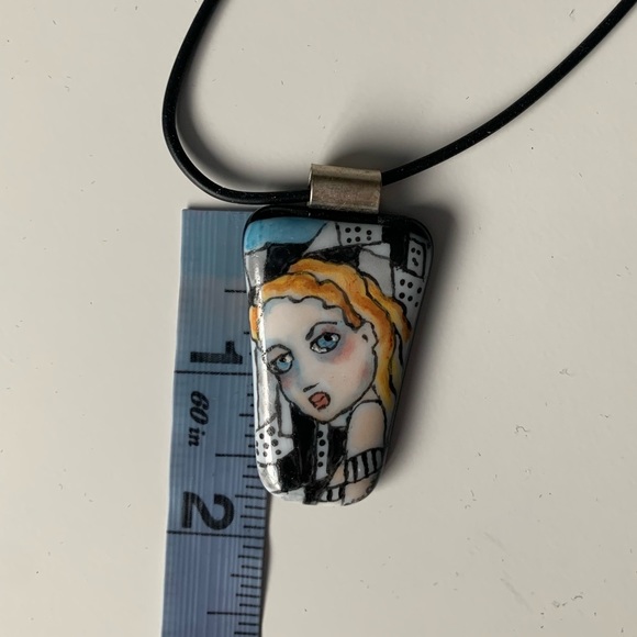 Hand painted Art Glass Alice in Wonderland pendant necklace - Picture 3 of 5